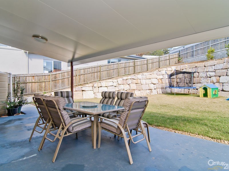 15 Oaklands Place, Upper Kedron QLD 4055