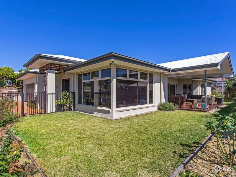 6 Parkwater Close, Upper Kedron QLD 4055