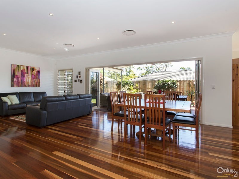 6 Parkwater Close, Upper Kedron QLD 4055