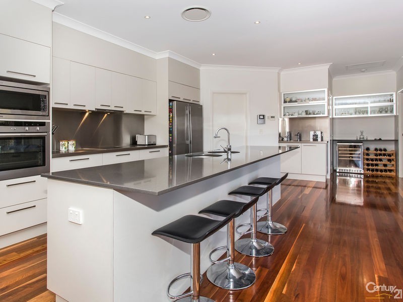 6 Parkwater Close, Upper Kedron QLD 4055