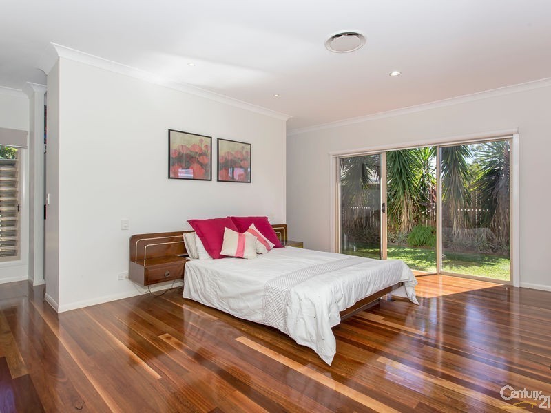 6 Parkwater Close, Upper Kedron QLD 4055