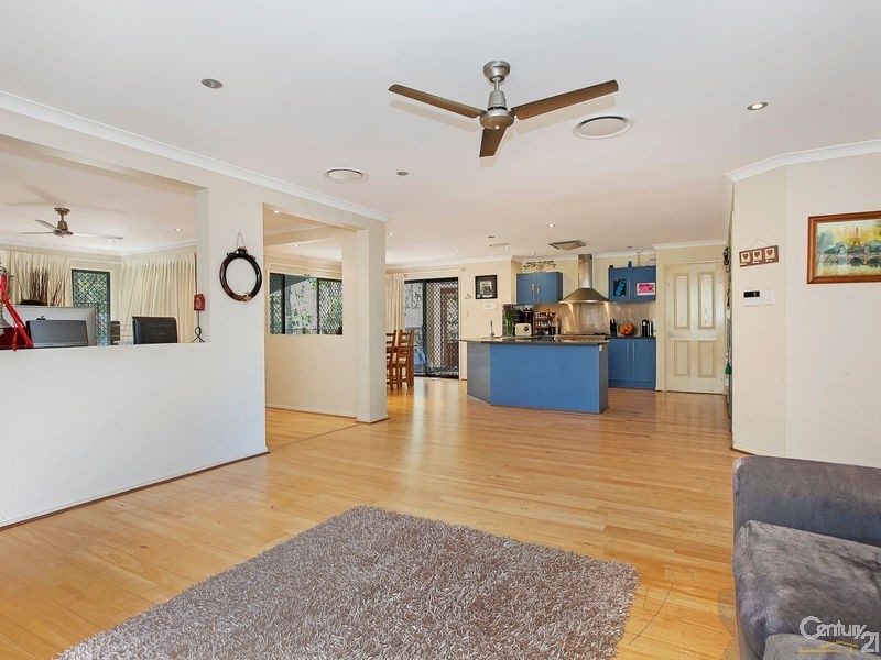 19 Arris Close, Upper Kedron QLD 4055