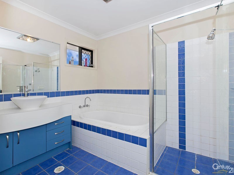 19 Arris Close, Upper Kedron QLD 4055