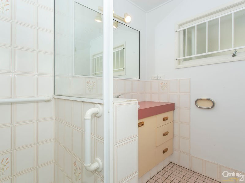 103 Illuta Avenue, Ferny Hills QLD 4055