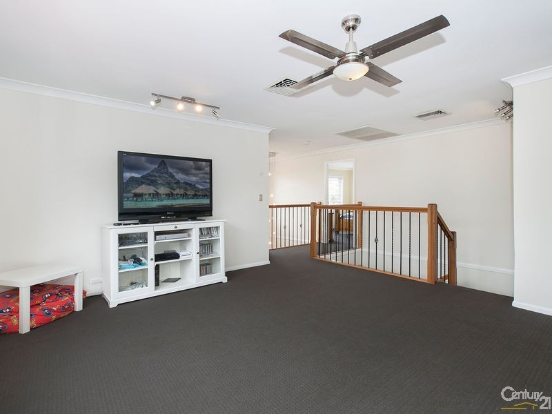 69 Skye Place, Upper Kedron QLD 4055