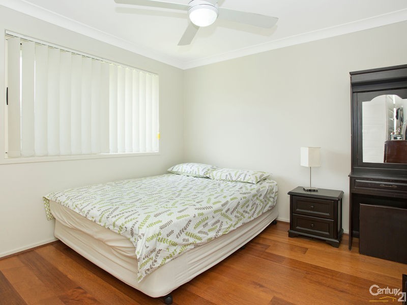 18 Lyrebird Crescent, Upper Kedron QLD 4055