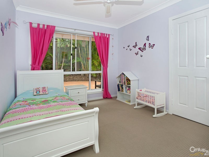 2 Berkeley Place, Ferny Grove QLD 4055
