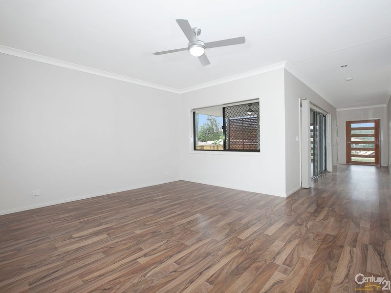 125 Cedar Creek Road, Upper Kedron QLD 4055