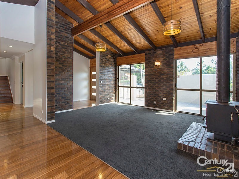 9 Kinbrace Street, Ferny Grove QLD 4055