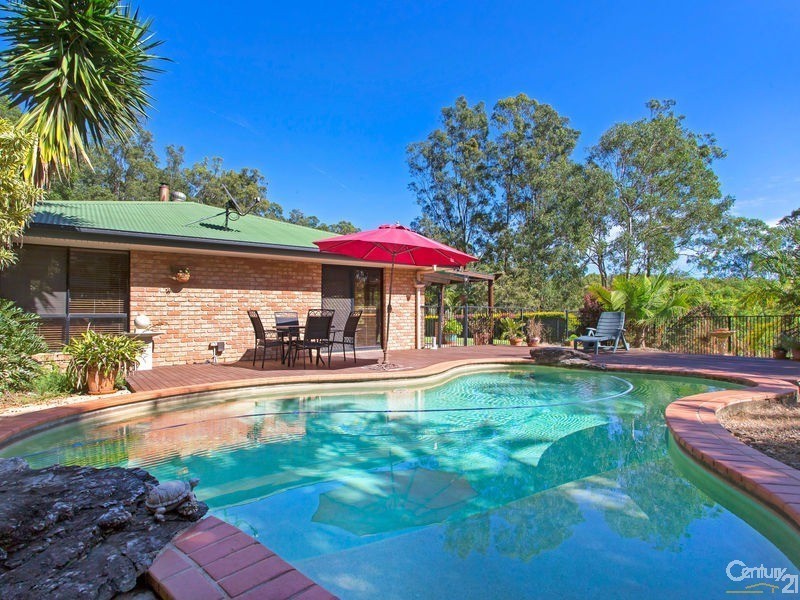 233 Lanita Road, Ferny Hills QLD 4055