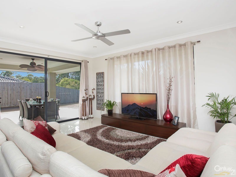 258 Canvey Road, Upper Kedron QLD 4055