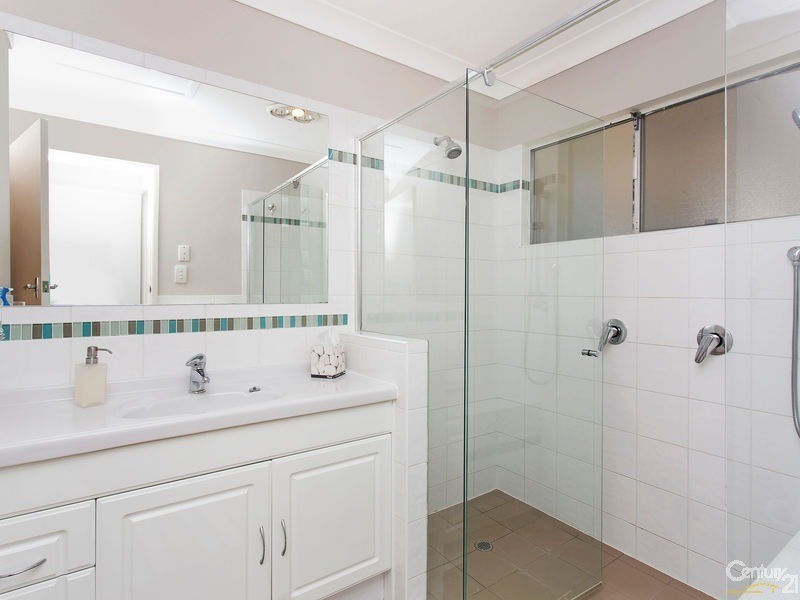 18  Mirbelia Street, Everton Hills QLD 4053