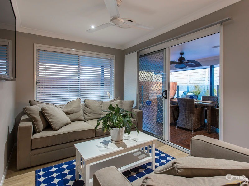 7 Flagstaff Place, Upper Kedron QLD 4055