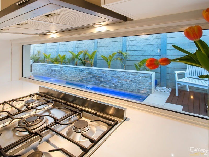 7 Flagstaff Place, Upper Kedron QLD 4055