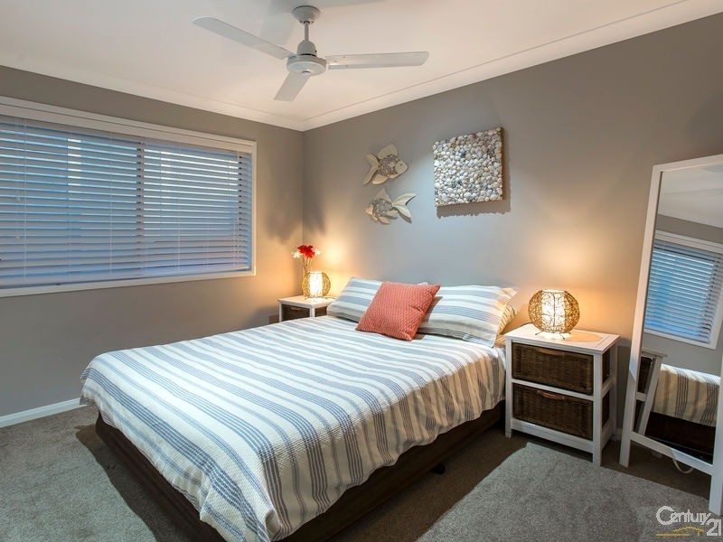 7 Flagstaff Place, Upper Kedron QLD 4055