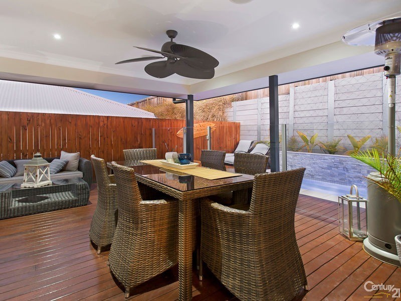 7 Flagstaff Place, Upper Kedron QLD 4055