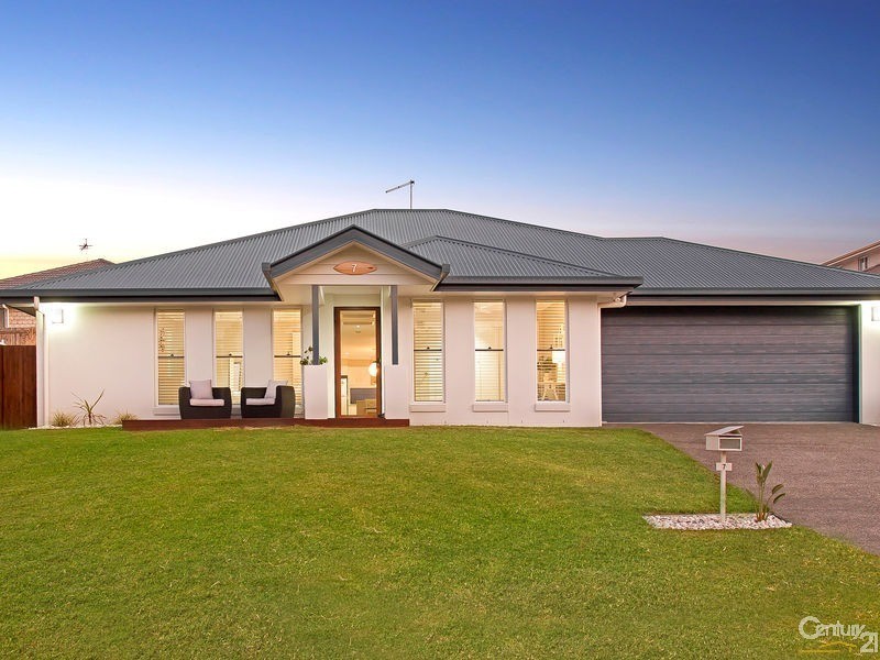 7 Flagstaff Place, Upper Kedron QLD 4055