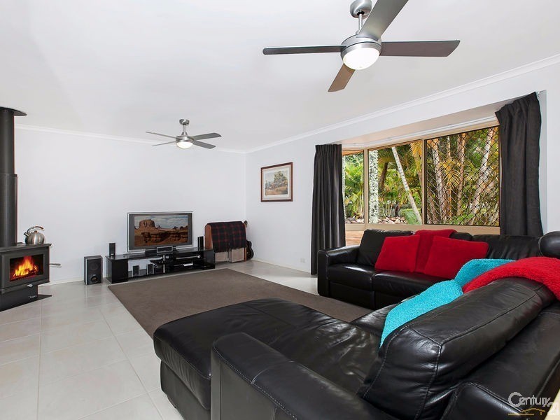 6 Monash Place, Ferny Grove QLD 4055