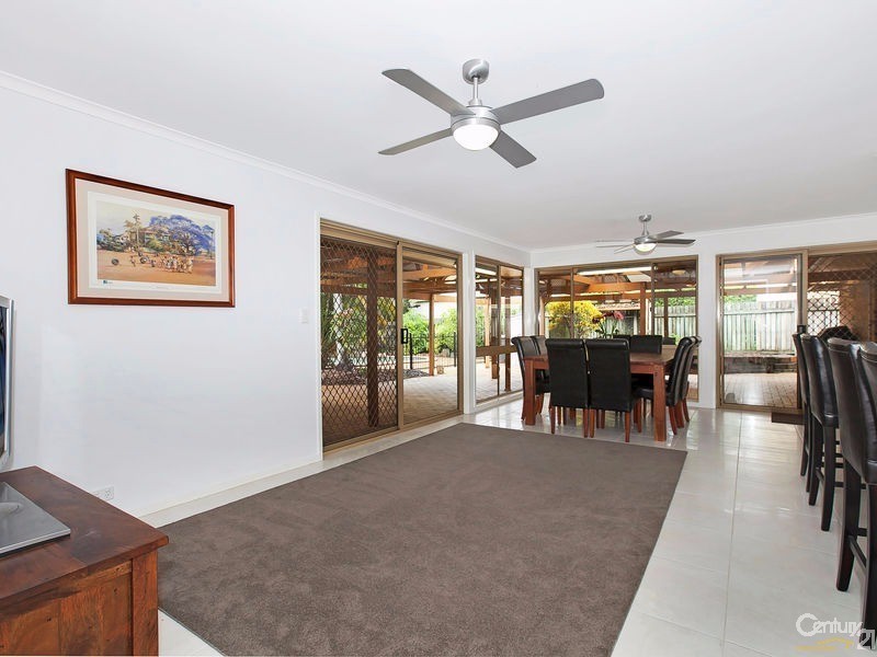 6 Monash Place, Ferny Grove QLD 4055