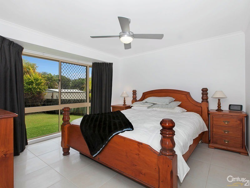 6 Monash Place, Ferny Grove QLD 4055