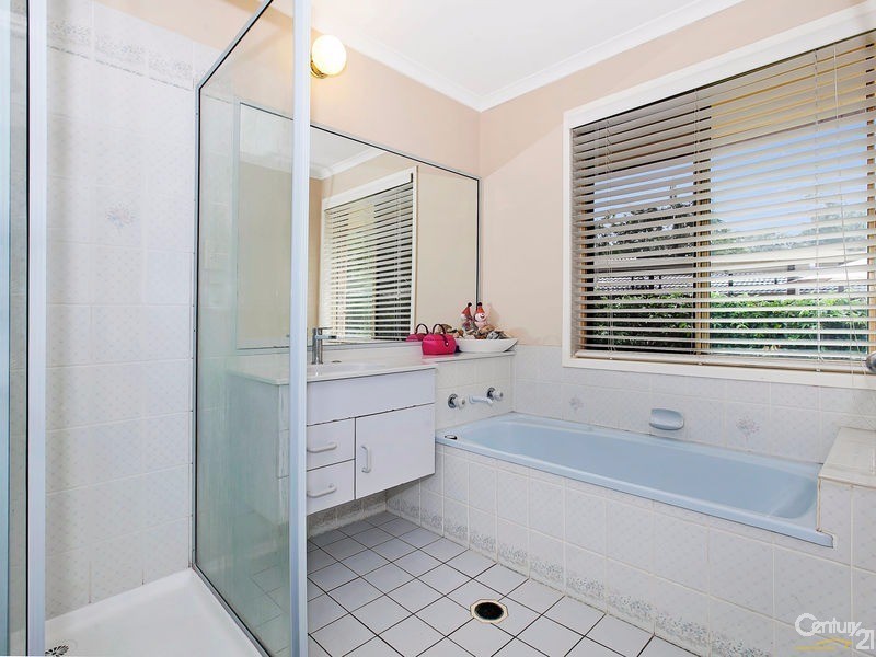 6 Monash Place, Ferny Grove QLD 4055