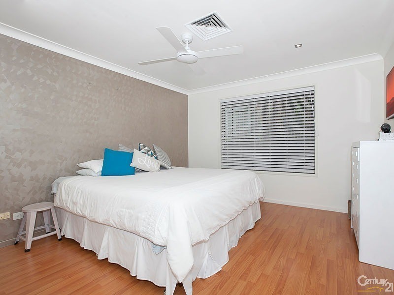 42 McGregor Way, Ferny Grove QLD 4055