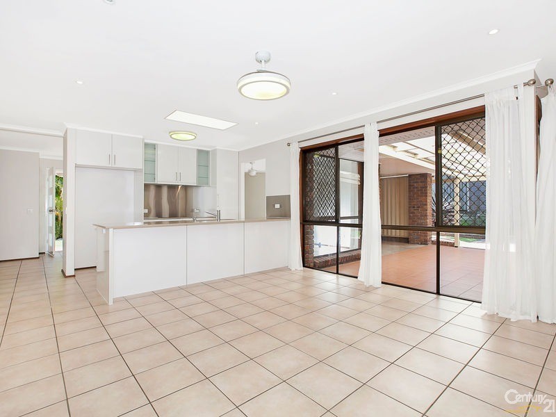 109 View Crescent, Arana Hills QLD 4054