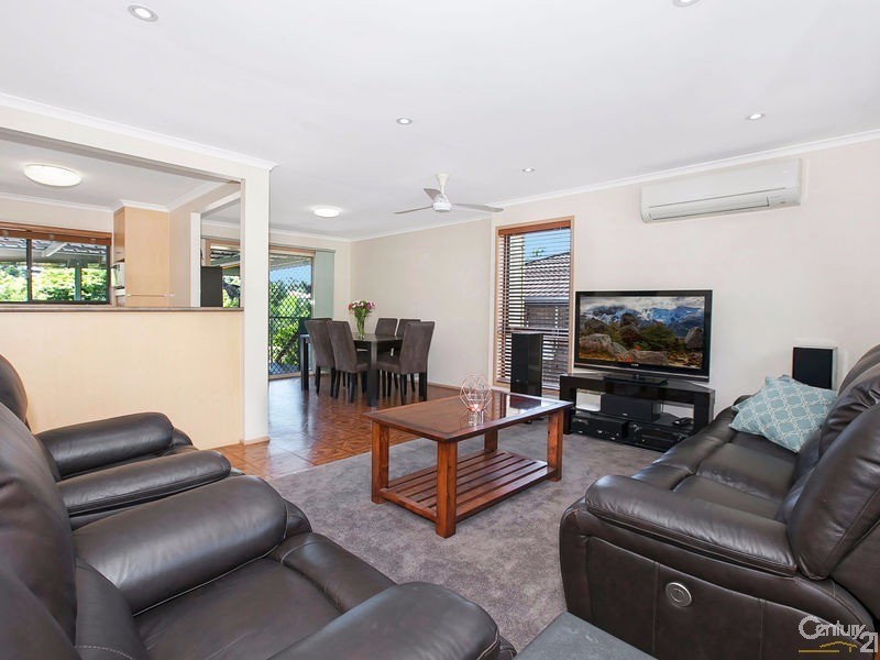 4 Leckmy Street, Ferny Grove QLD 4055