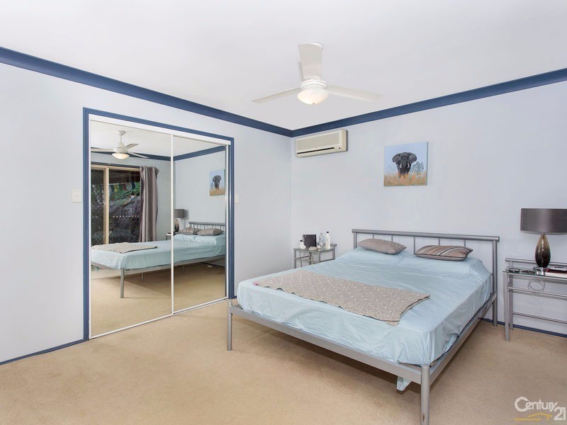 15 Brolgaglen Close, Ferny Grove QLD 4055