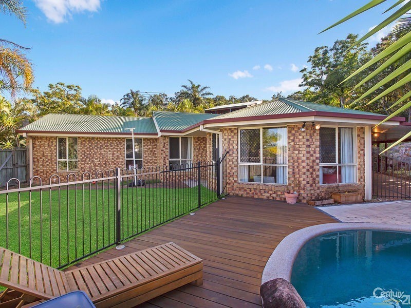 15 Brolgaglen Close, Ferny Grove QLD 4055