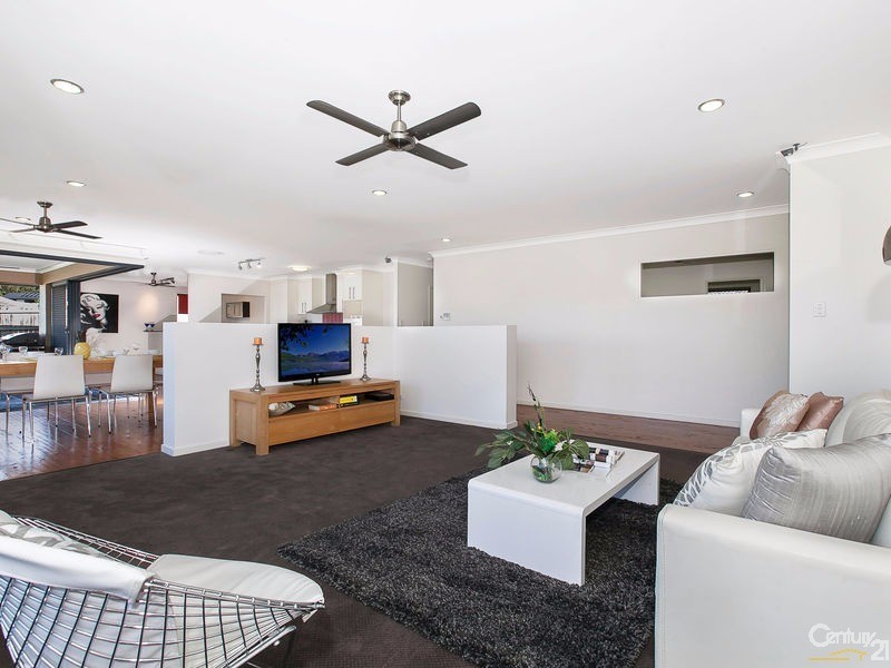 278 Canvey Road, Upper Kedron QLD 4055
