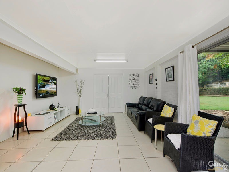 62 Corrofin Street, Ferny Grove QLD 4055