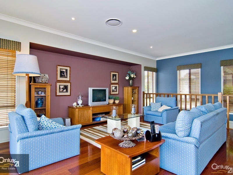 13 Pickering Place, Upper Kedron QLD 4055