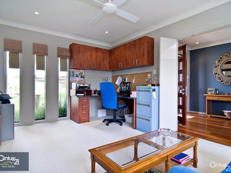 13 Pickering Place, Upper Kedron QLD 4055