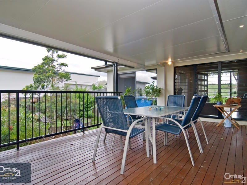 13 Pickering Place, Upper Kedron QLD 4055