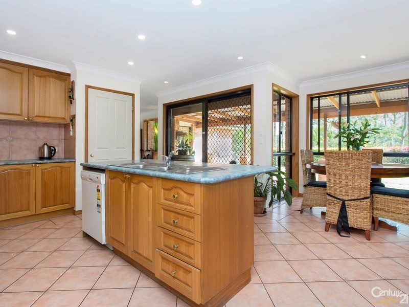 233 Lanita Road, Ferny Grove QLD 4055