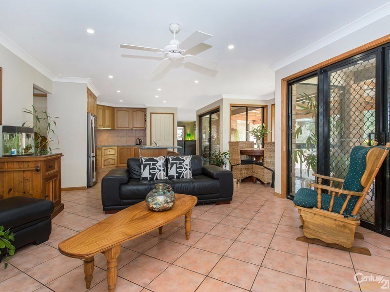 233 Lanita Road, Ferny Grove QLD 4055