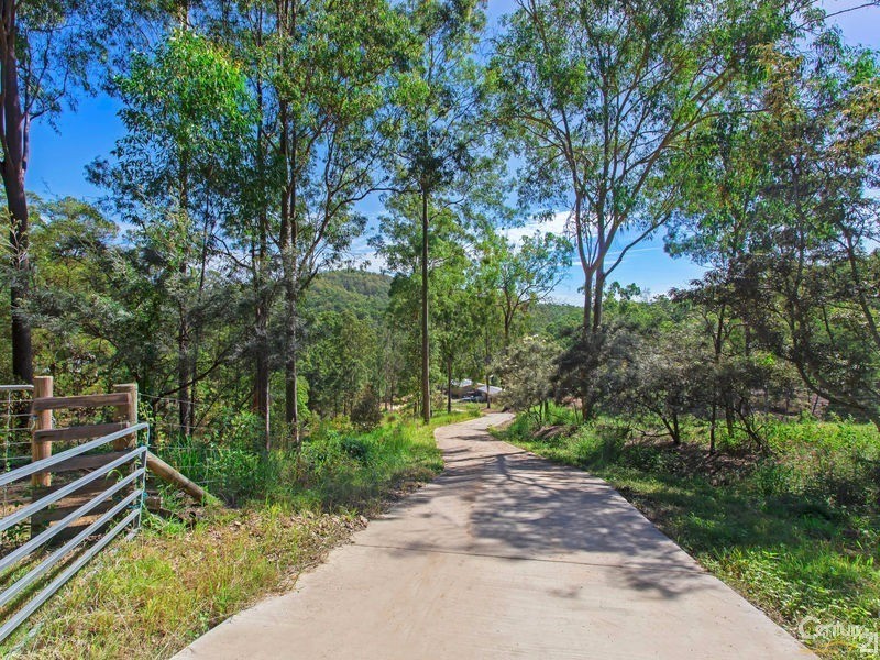 233 Lanita Road, Ferny Grove QLD 4055