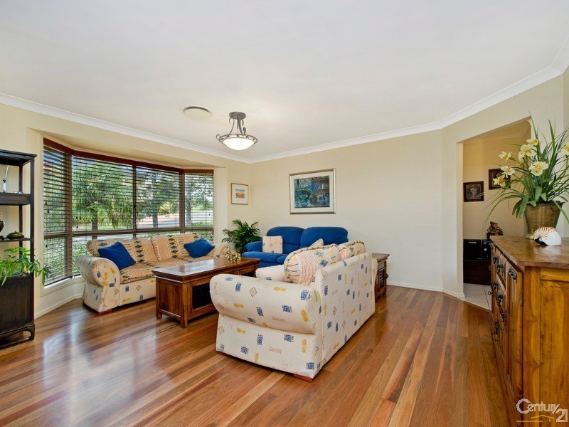 11 Cannow Street, Ferny Grove QLD 4055