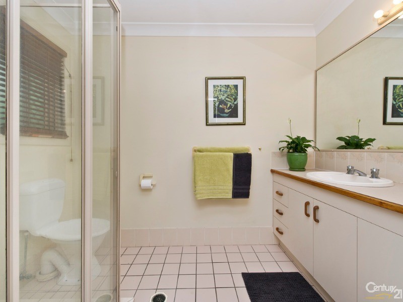 11 Cannow Street, Ferny Grove QLD 4055