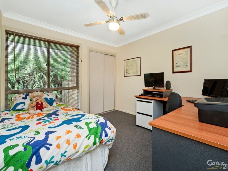 11 Cannow Street, Ferny Grove QLD 4055