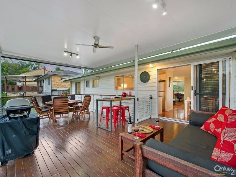 32 Kirikee Street, Ferny Grove QLD 4055