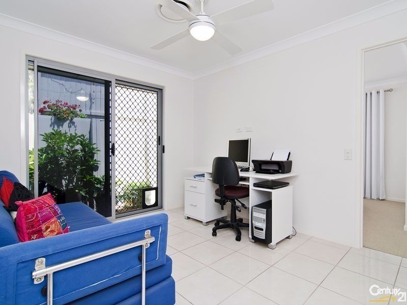 7 Oaklands Place, Upper Kedron QLD 4055