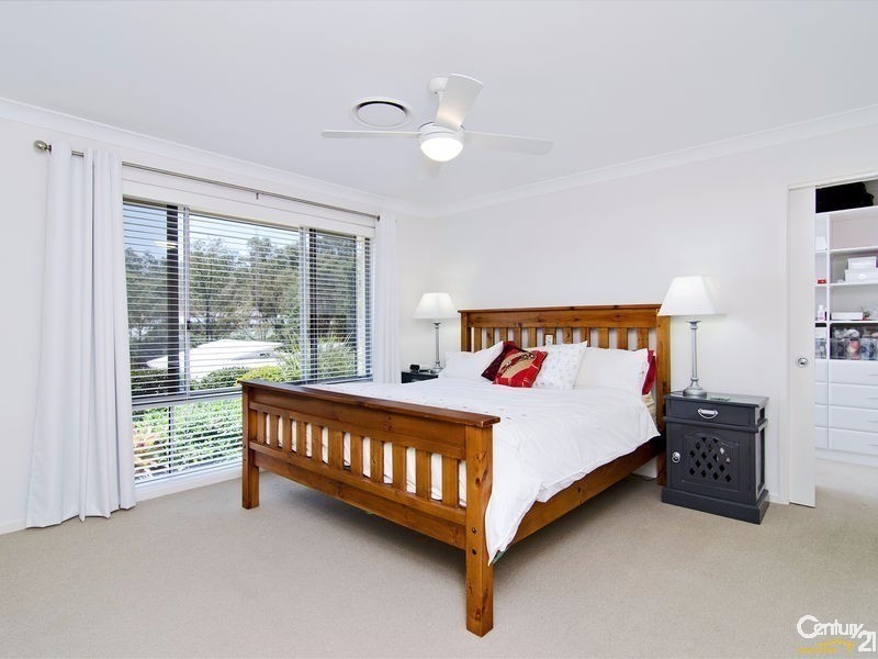 7 Oaklands Place, Upper Kedron QLD 4055