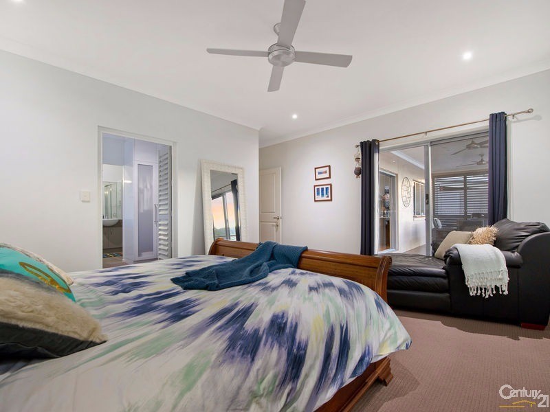 15 Pickering Place, Upper Kedron QLD 4055