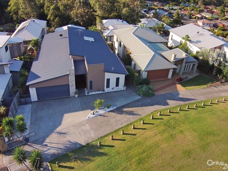 15 Pickering Place, Upper Kedron QLD 4055