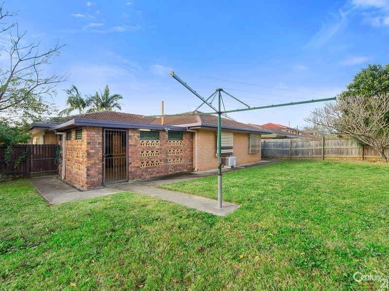 22 Castlecor Street, Ferny Grove QLD 4055