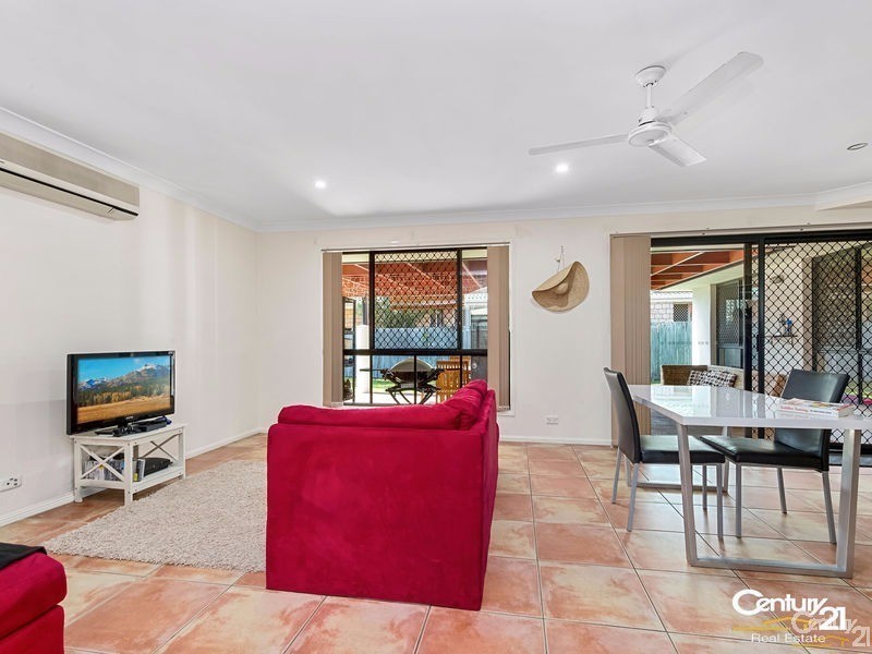 85 Charolais Crescent, Upper Kedron QLD 4055