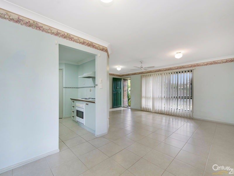 8 Emuglen Place, Ferny Grove QLD 4055
