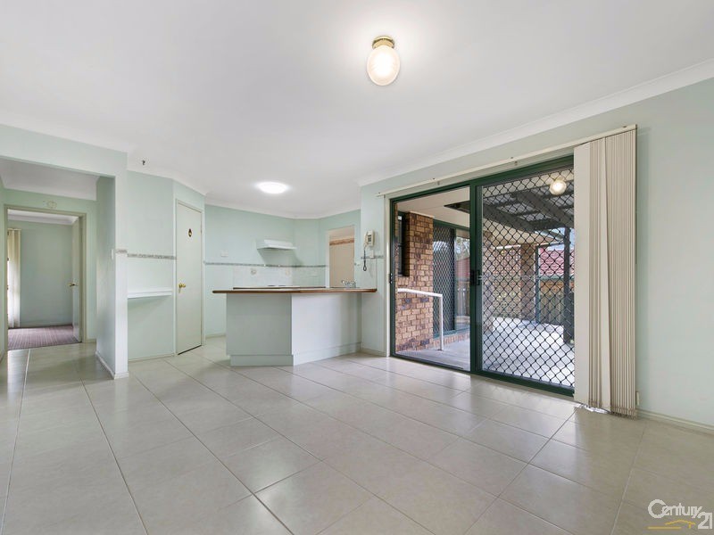 8 Emuglen Place, Ferny Grove QLD 4055